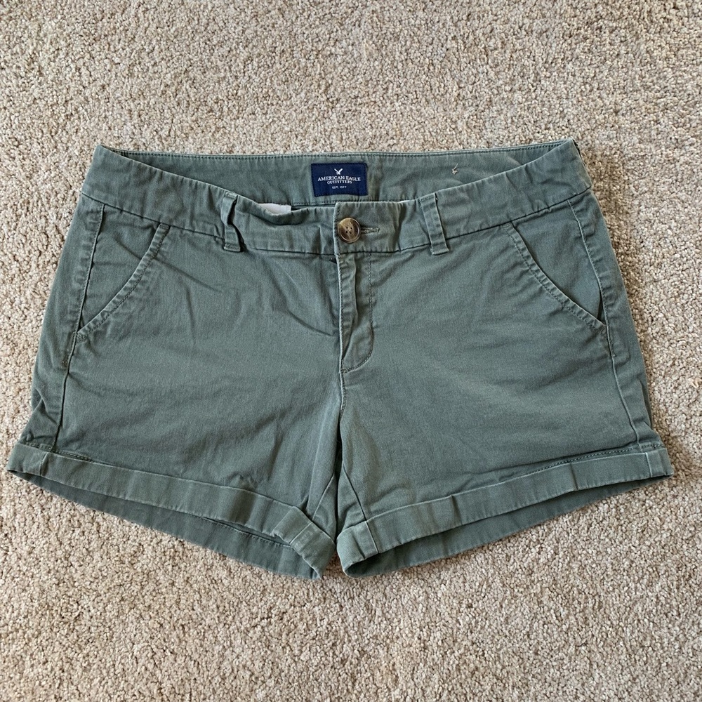 Green Khaki Midi Stretch Short
